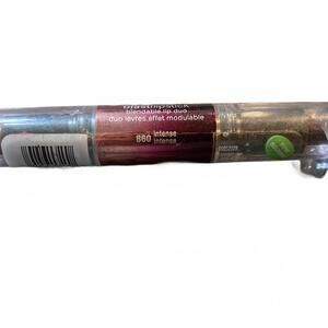 COVERGIRL BLAST FLIPSTICK BLENDABLE LIP DUO -#860 INTENSE Sealed